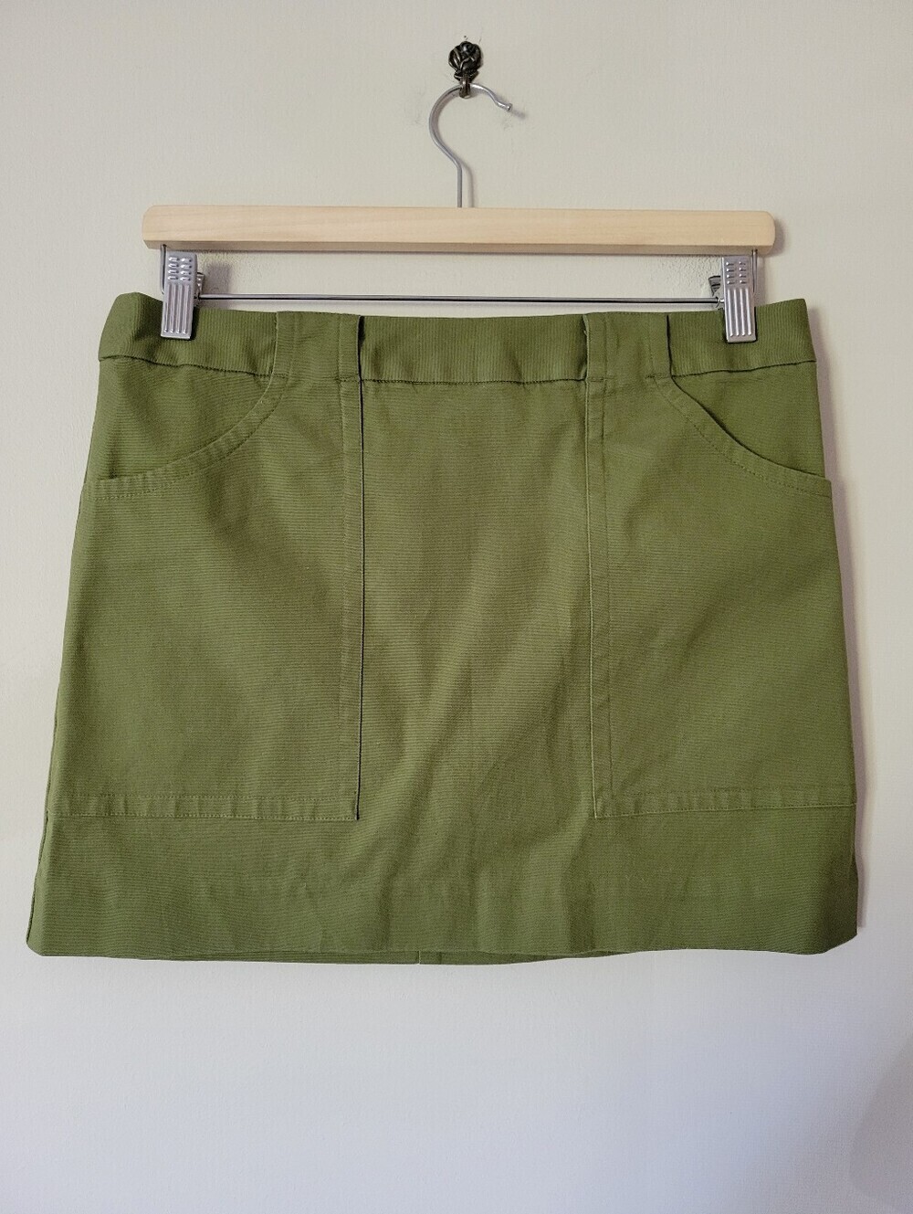 NWT Kate Spade Weekend Y2K Olive Green Utility Pocket Mini Skirt Size 6